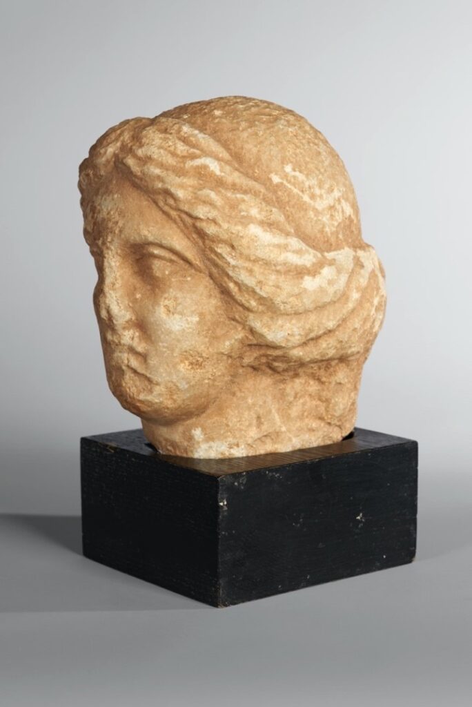 Illegalt utgrävd hellenistisk skulptur från Kyrene beslagtagen i Schweiz